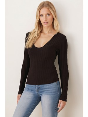 Armonika Kadın Kahve V Yaka Jakarlı Uzun Kol Bluz ARM-26K135010