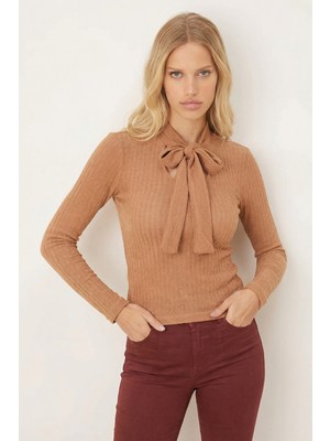 Armonika Kadın Vizon Yakası Bağlamalı Parmak Geçmeli Bluz ARM-26K001067