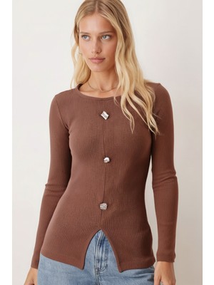 Armonika Kadın Açık Kahve Geniş Yaka Uzun Kollu Önden Yırtmaçlı Düğmeli Bluz ARM-26K001008