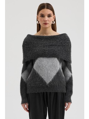 Lijuri Baklava Desenli Madonna Yaka Triko Kazak 1387