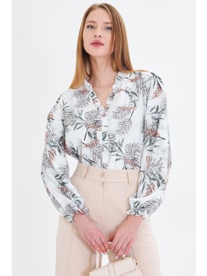 Armonika Kadın Haki Yakası ve Önü Fırfırlı Kolları Lastikli Uzun Kollu Bluz ARM-25Y001015