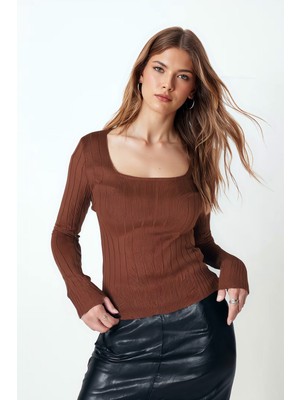 Armonika Kadın Kahve Kare Yaka Likralı Triko Bluz ARM-25K069006