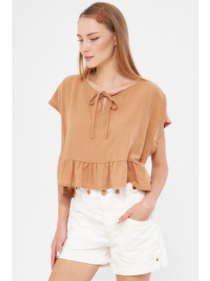Armonika Kadın Vizon Yarasa Kol Yakası Bağlamalı Eteği Fırfırlı Oversize Crop Bluz ARM-24Y001088
