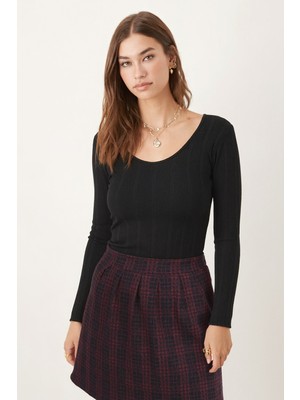 Armonika Kadın Siyah V Yaka Bedene Oturan Uzun Kollu Bluz ARM-26K001058