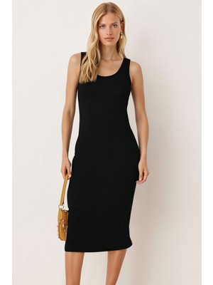 Armonika Kadın Siyah Askılı Vücuda Oturan Likralı Midi Boy Elbise ARM-25Y001094