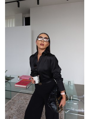 Özge Özgenç Önü Kısa Arkası Uzun Basic Saten Gömlek