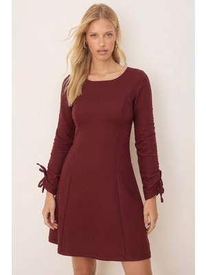 Armonika Kadın Bordo Sıfır Yaka Kolları Büzgülü Kulplu Uzun Kol Elbise ARM-26K001033