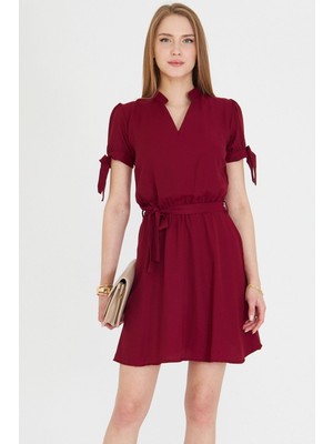 Armonika Kadın Bordo Hakim Yaka Kolu Bağlamalı Beli Lastikli Kemerli Kısa Elbise ARM-23Y001088