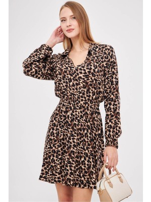 Armonika Kadın Kloş Elbise Bej Gömlek Yaka Detaylı Günlük Stil Hayvan Desenli ARM-25K001043