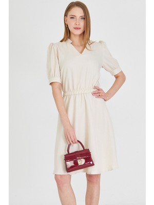Armonika Kadın Açık Bej V Yaka Beli Lastikli Kısa Kollu Kloş Elbise ARM-25Y001001