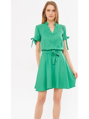 Armonika Kadın Açık Yeşil Hakim Yaka Kolu Bağlamalı Beli Lastikli Kemerli Kısa Elbise ARM-23Y001088