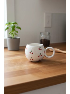 KYA CERA Kiraz Kabartmalı Tekli El Yapımı Seramik Kupa