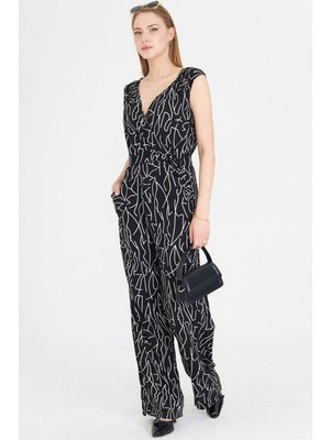 Armonika Kadın Beyaz Kruvaze Yaka Omuzu Lastik Detaylı Sırtı V Kuşaklı Uzun Tulum ARM-24Y001049