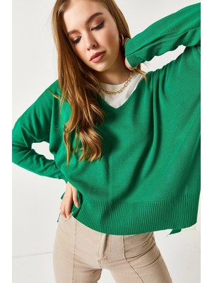 Armonika Kadın Yeşil V Yaka Ön Kısa Arkası Uzun Triko Kazak ARM-22Y012013