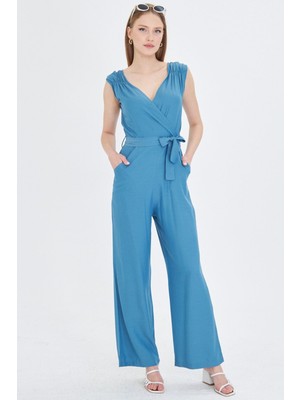 Armonika Kadın Buzmavi Kruvaze Yaka Omuzu Lastik Detaylı Sırtı V Kuşaklı Uzun Tulum ARM-24Y001049