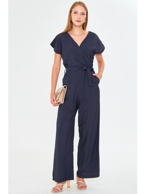 Armonika Kadın Koyu Lacivert Kruvaze Yaka Sırtı V Detaylı Cepli Kuşaklı Bol Paça Tulum ARM-24Y001073