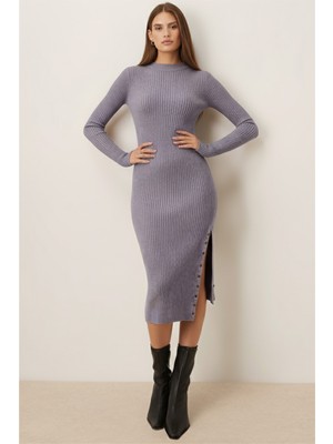 Armonika Kadın Gri Yanı Yırtmaçlı Zımba Detaylı Triko Elbise ARM-26K136072