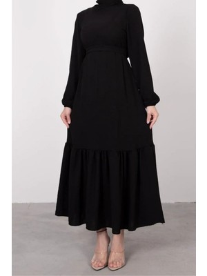 Tesettür Diyarı Kat Dikişli Kuşaklı Tesettür Elbise- Siyah