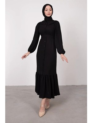 Tesettür Diyarı Geniş Yaka Düğmeli Kuşaklı Tesettür Elbise- Siyah
