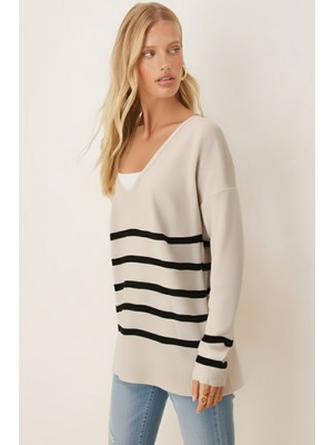 Armonika Kadın Krem V Yaka Çizgili Önü Kısa Arkası Uzun Kazak ARM-20K012008