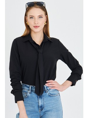 Armonika Kadın Siyah Kravat Detaylı Gömlek ARM-25Y001030