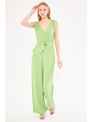 Armonika Kadın Fıstık Yeşili Kruvaze Yaka Omuzu Lastik Detaylı Sırtı V Kuşaklı Uzun Tulum ARM-24Y001049