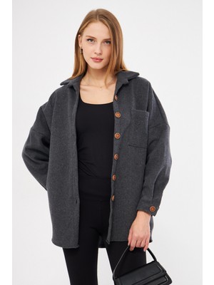 Armonika Kadın Antrasit Oversize Kaşe Cepli Gömlek ARM-22Y001156