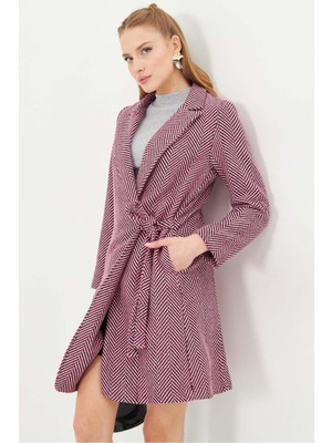 Armonika Kadın Pembe Yandan Bağlamalı Balık Sırtı Desen Uzun Kaşe Kaban ARM-24K001010