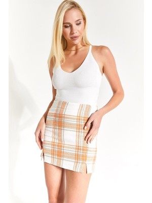 Armonika Kadın Bej Ekose Desen Dikişli Yırtmaçlı Mini Etek