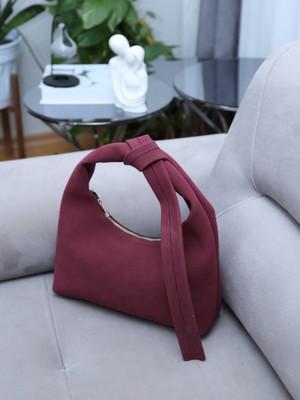 Alvora Kuşak Bağlama Detaylı Süet Smitty Kol Çanta