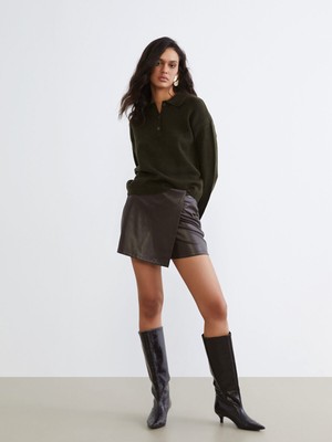 Lc Waikiki Yeni Sezon Dar Fit Kadın Deri Görünümlü Şort Etek