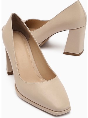 Limoya Doriana Bej Küt Burunlu Kadın Topuklu Ayakkabı