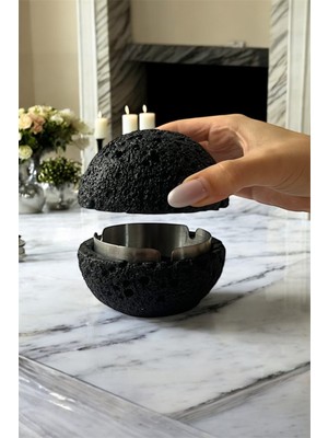 Gisvol Kapaklı Beton Küllük Ev, Ofis ve Kafe Için Paslanmaz Metal Hazneli Küllük Ay Görünümlü Siyah Gümüş