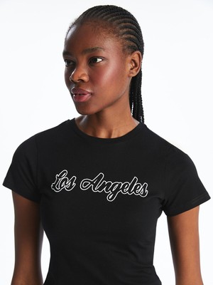 Lc Waikiki Yeni Sezon Bisiklet Yaka Los Angeles Baskılı Kadın Tişört