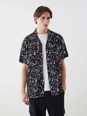 Lc Waikiki Yeni Sezon Regular Fit Kısa Kollu Desenli Erkek Gömlek