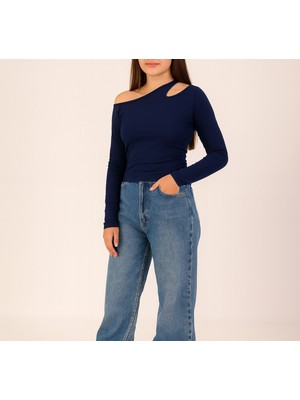 Alpaco Omuz Dekolte Detaylı Bluz