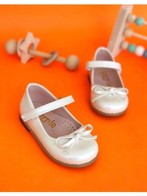 Surpie Shoes Ince Fiyonk Detaylı Kız Çocuk Babet, Kırmızı, Beyaz, Siyah Babet