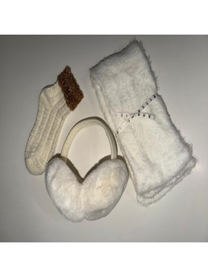 El Örgüsü Atkı, Çorap ve Kulaklık Hediye Seti Beyaz