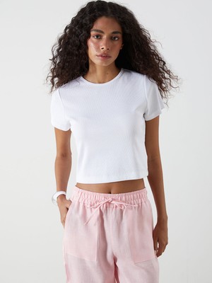 Lc Waikiki Yeni Sezon Bisiklet Yaka Dokulu Kadın Tişört