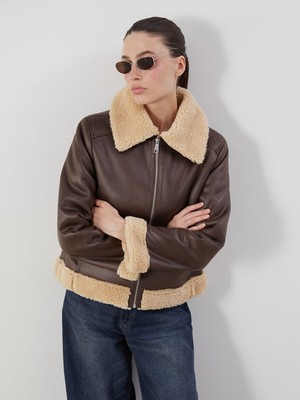 Lc Waikiki Yeni Sezon Kürk Yaka Kadın Deri Görünümlü Mont