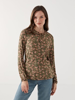 Lc Waikiki Yeni Sezon Bağlamalı Yaka Desenli Uzun Kollu Kadın Bluz