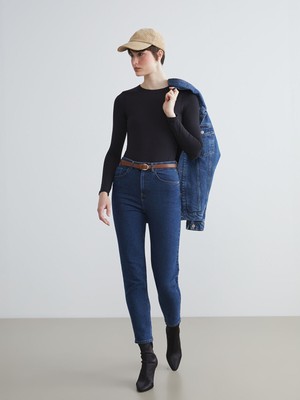 Lc Waikiki Yeni Sezon Beli Kemerli Mom Fit Kadın Jean Pantolon