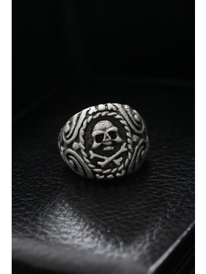 Ayarlanabilir Desenli Kurukafa Model Erkek Yüzük