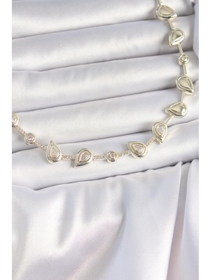 Pirinç Gold Renk Zirkon Taşlı Damla Model Vip Seri Exclusive Kadın Kolye