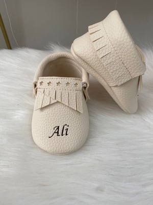 Betülün Diktikleri Bebek Makosen Suni Deri Lastikli Esnek Özellikli Şık Tasarım