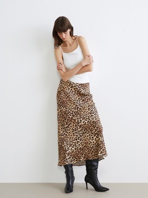 Lc Waikiki Yeni Sezon Beli Lastikli Leopar Desenli A Kesim Saten Etek