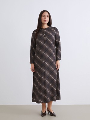 Lc Waikiki Yeni Sezon Büyük Beden Hakim Yaka Ekose Elbise