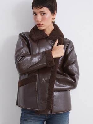 Lc Waikiki Yeni Sezon Pelüş Gömlek Yaka Kadın Deri Görünümlü Mont