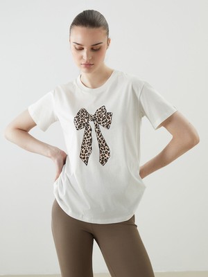 Lc Waikiki Yeni Sezon Bisiklet Yaka Kurdele Baskılı Kadın Tişört