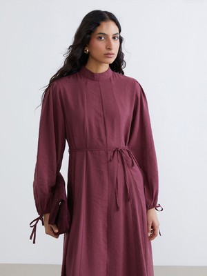 Lc Waikiki Yeni Sezon Dik Yaka Modal Karışımlı Belden Oturtmalı Elbise